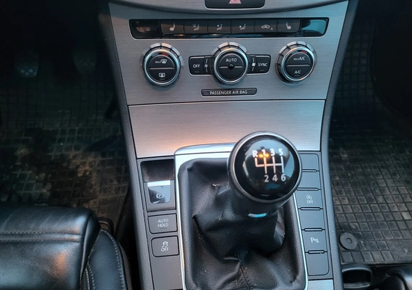 Volkswagen Passat cena 35500 przebieg: 260907, rok produkcji 2013 z Konstancin-Jeziorna małe 154
